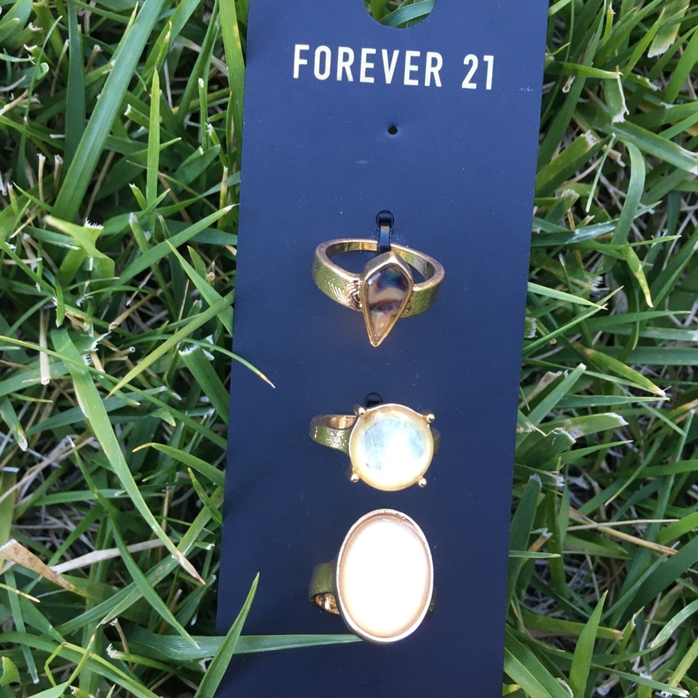NWT Forever21 sexy cute rings pack spring summer - Picture 4 of 4